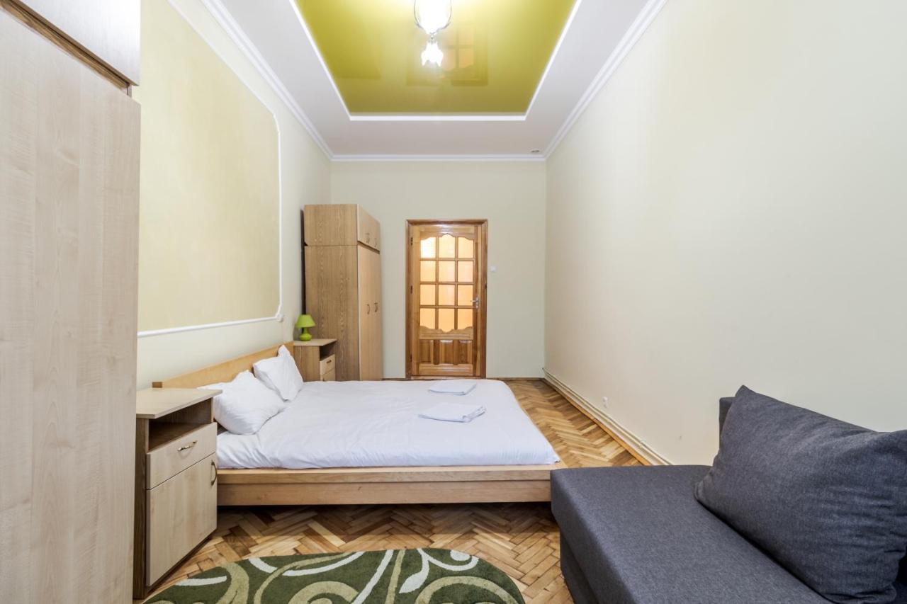 Akademika Hnatyuka Apartment Львів Екстер'єр фото