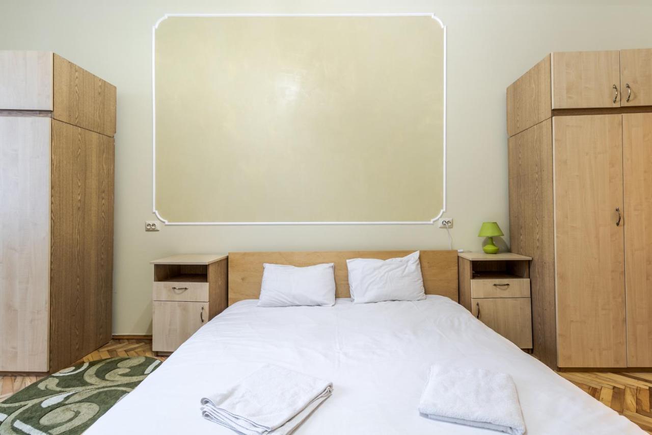 Akademika Hnatyuka Apartment Львів Екстер'єр фото