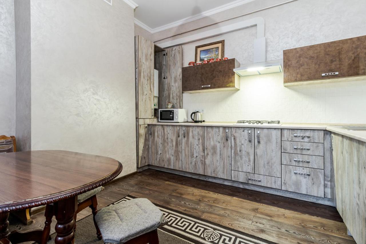 Akademika Hnatyuka Apartment Львів Екстер'єр фото